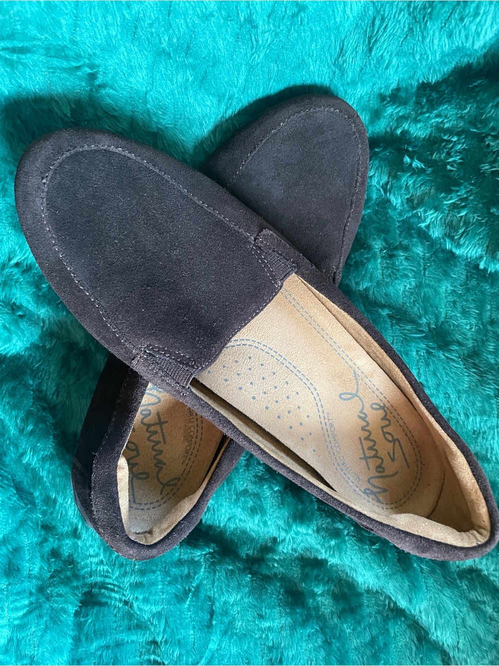 Natural Soul women’s Brown Suede Slip-On Loafers size 9.5